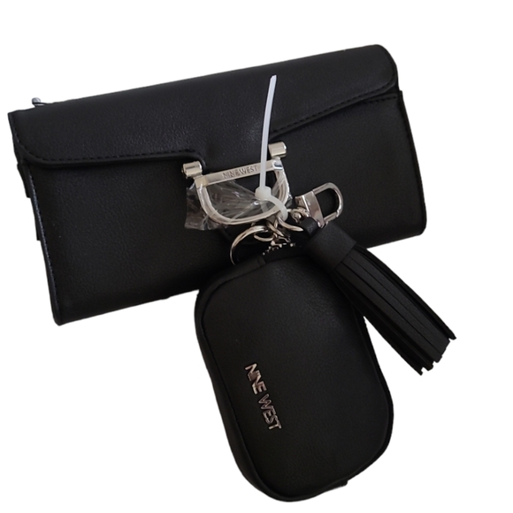 💕NWT Nine West Wallet/Coin Purse/Keychain Set💕 - Picture 10 of 10